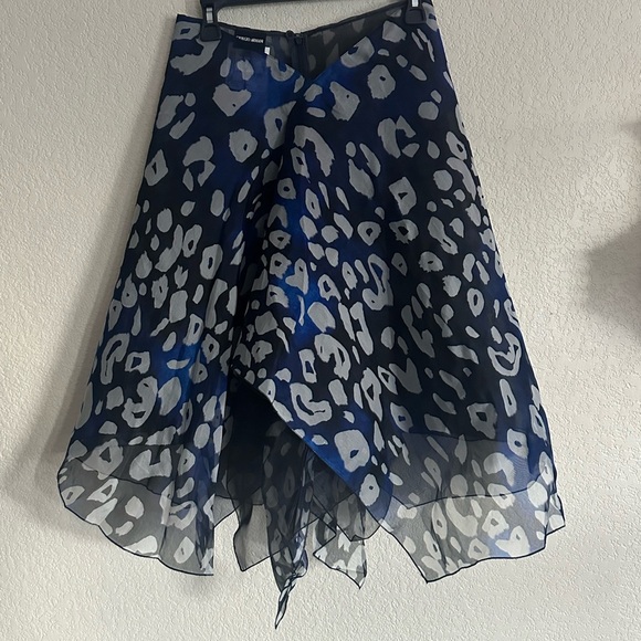 Giorgio Armani Silk Skirt size 42 VTG NWT